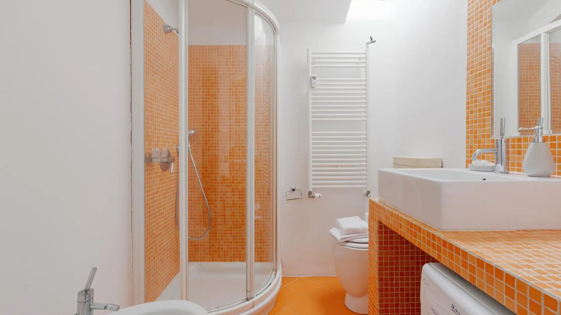 Apartment Milano Viale Umbria Bright Studio